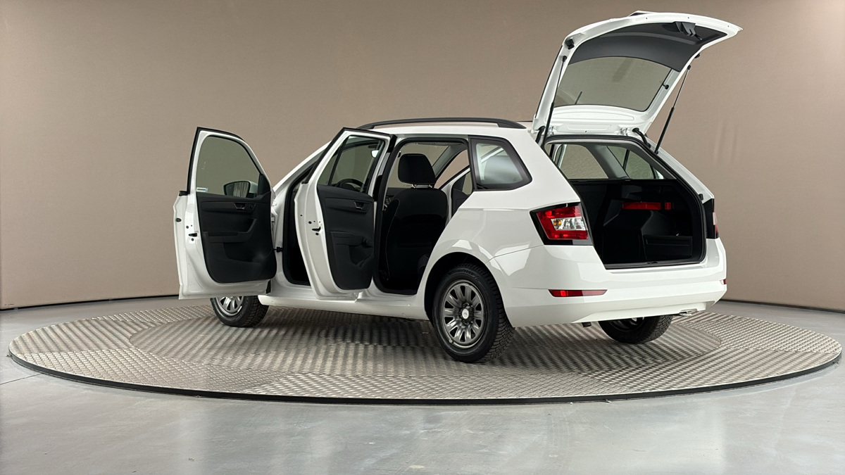 Škoda Fabia - 7