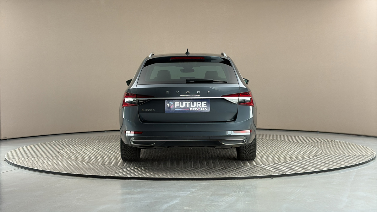 Škoda Superb - 5