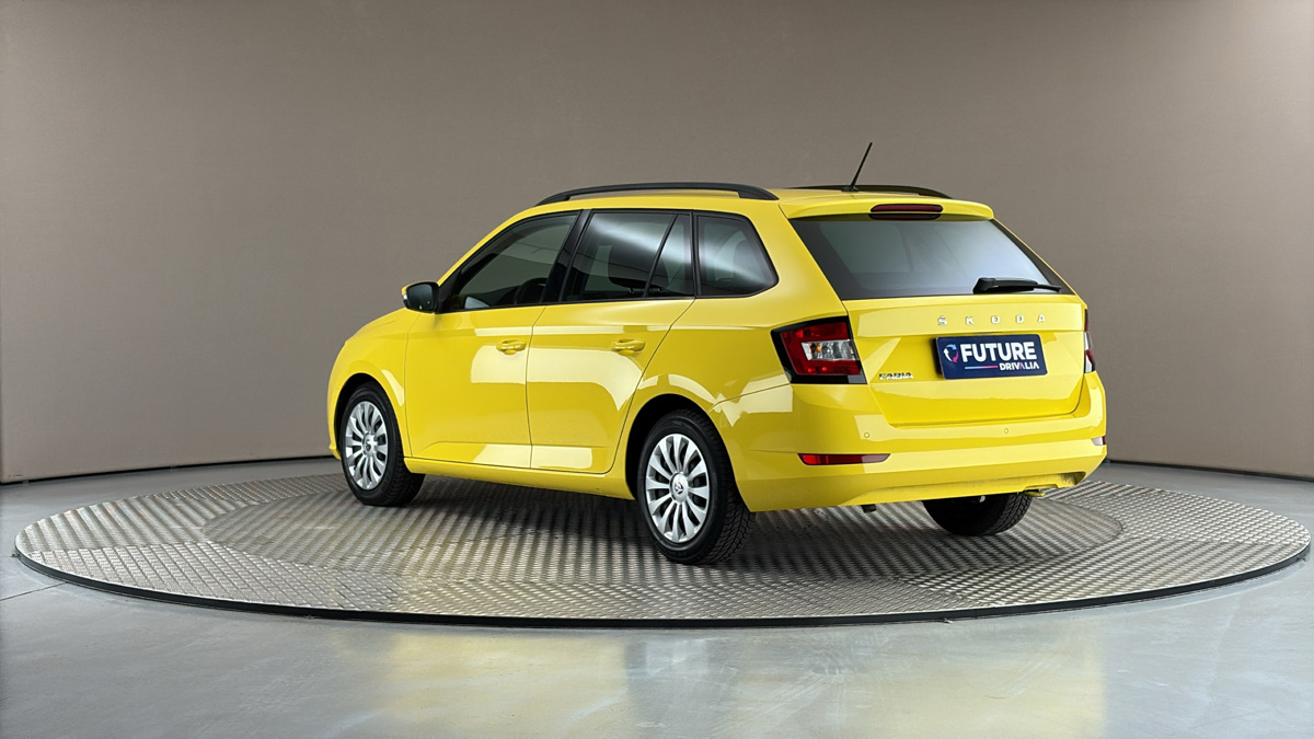 Škoda Fabia - 2