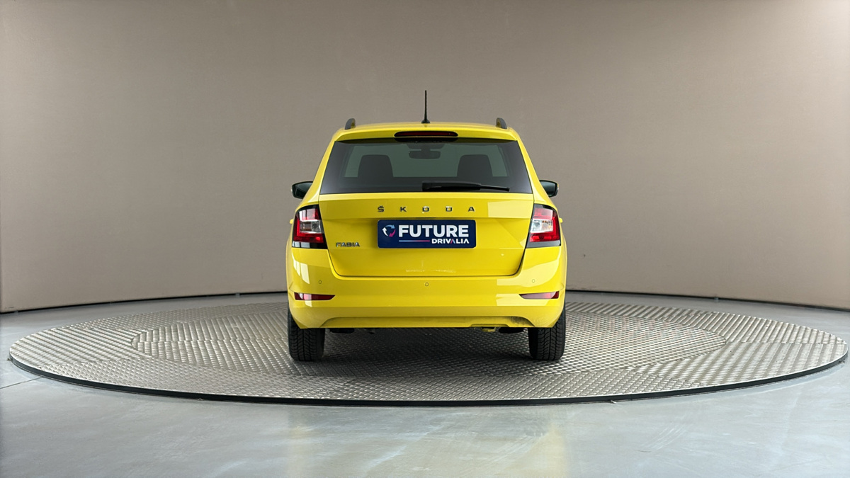 Škoda Fabia - 5