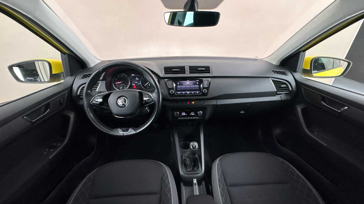 Škoda Fabia - 8