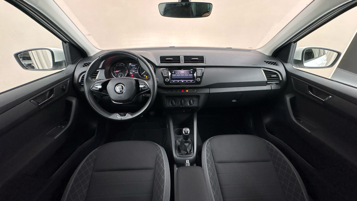 Škoda Fabia - 8