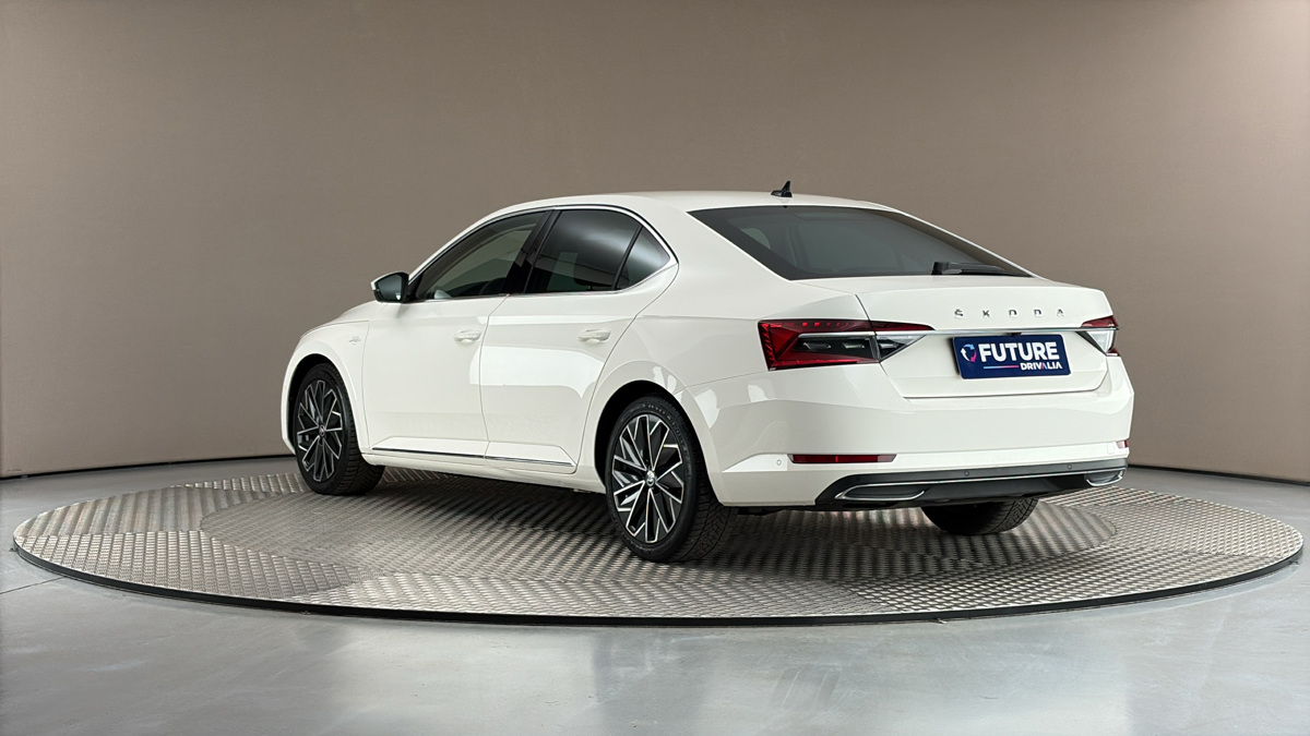 Škoda Superb - 2