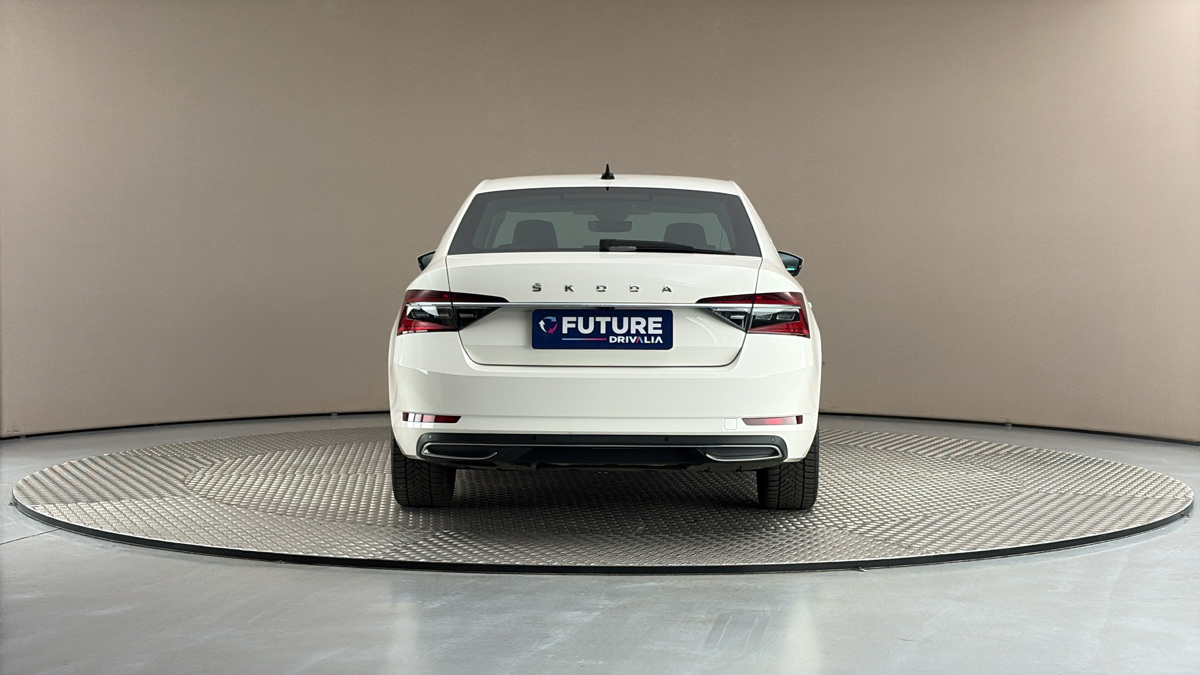 Škoda Superb - 5