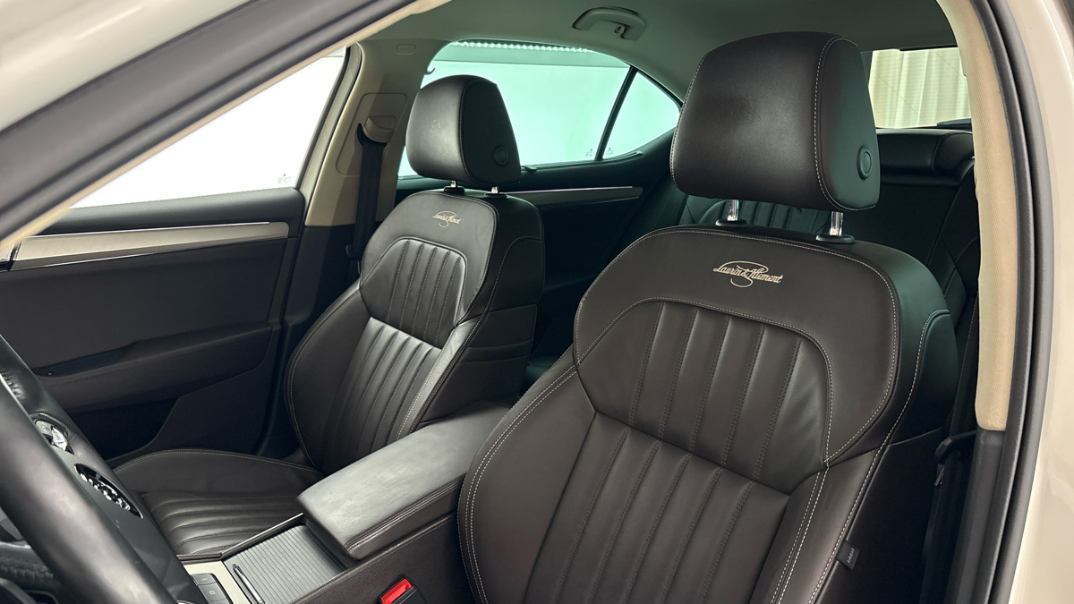 Škoda Superb - 15