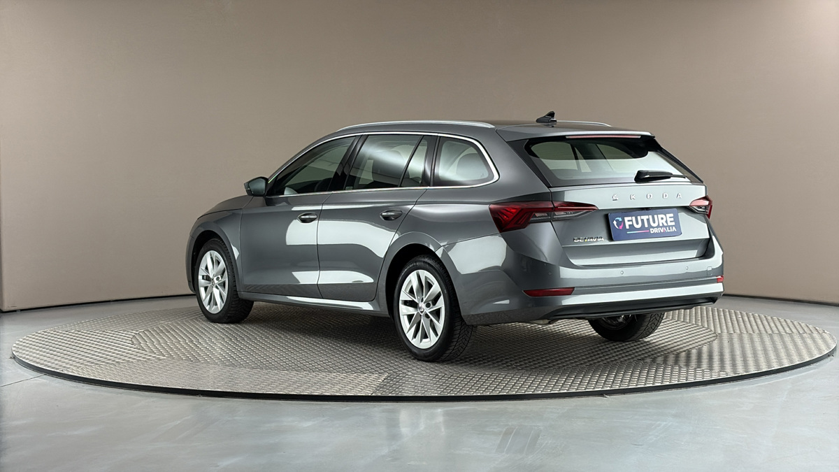 Škoda Octavia - 2