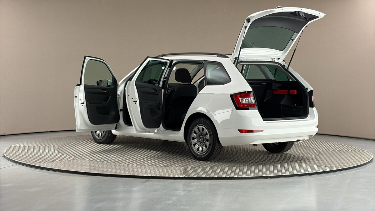 Škoda Fabia - 7