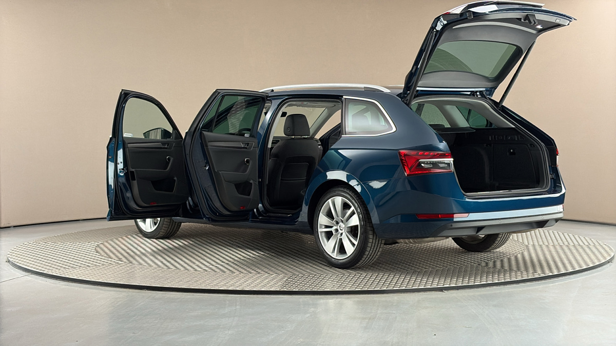 Škoda Superb - 7