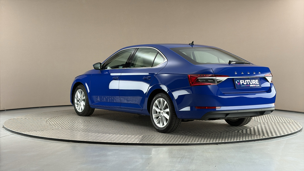 Škoda Superb - 2
