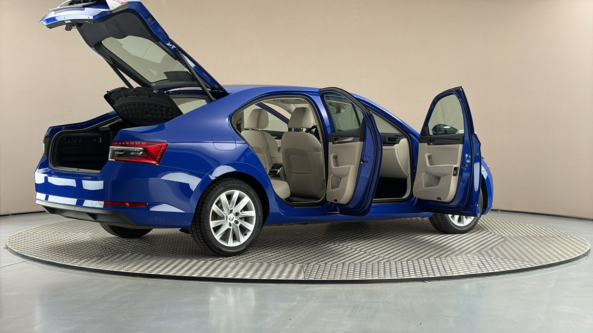Škoda Superb - 6