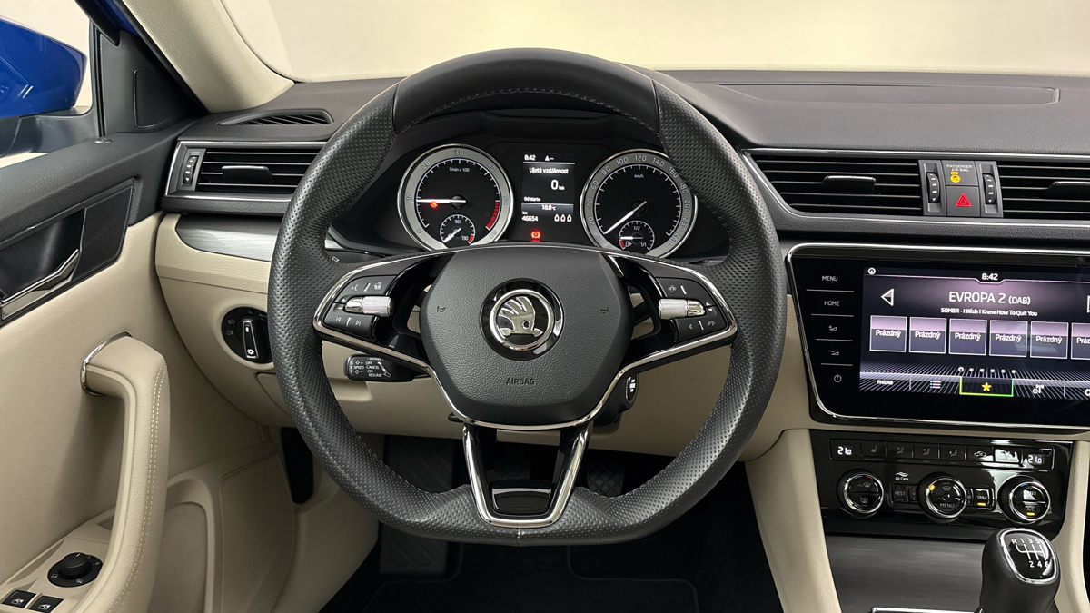Škoda Superb - 9