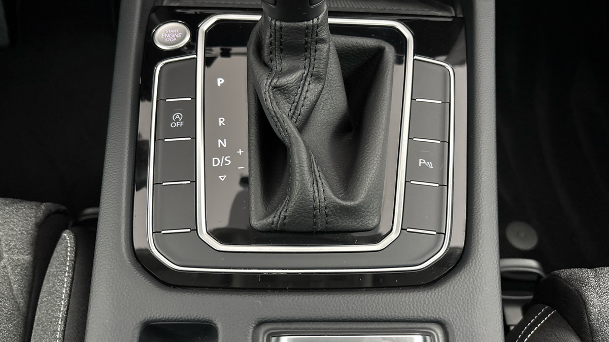 Volkswagen Passat - 24