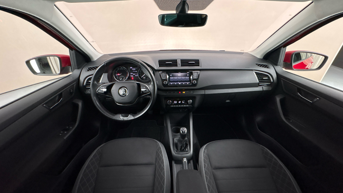 Škoda Fabia - 8