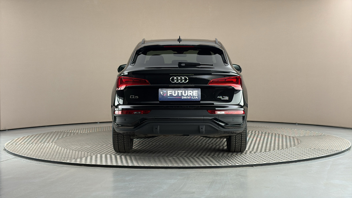 Audi Q5 - 5