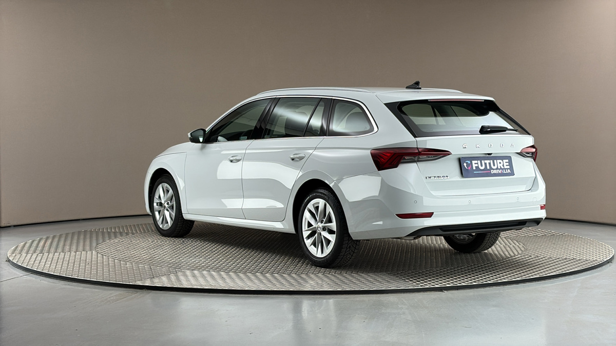 Škoda Octavia - 2