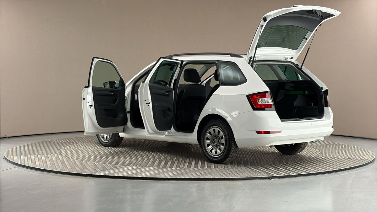Škoda Fabia - 7
