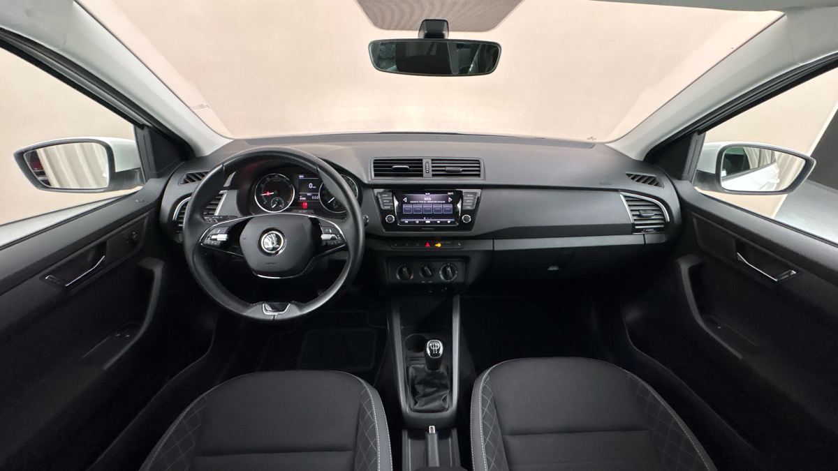 Škoda Fabia - 8