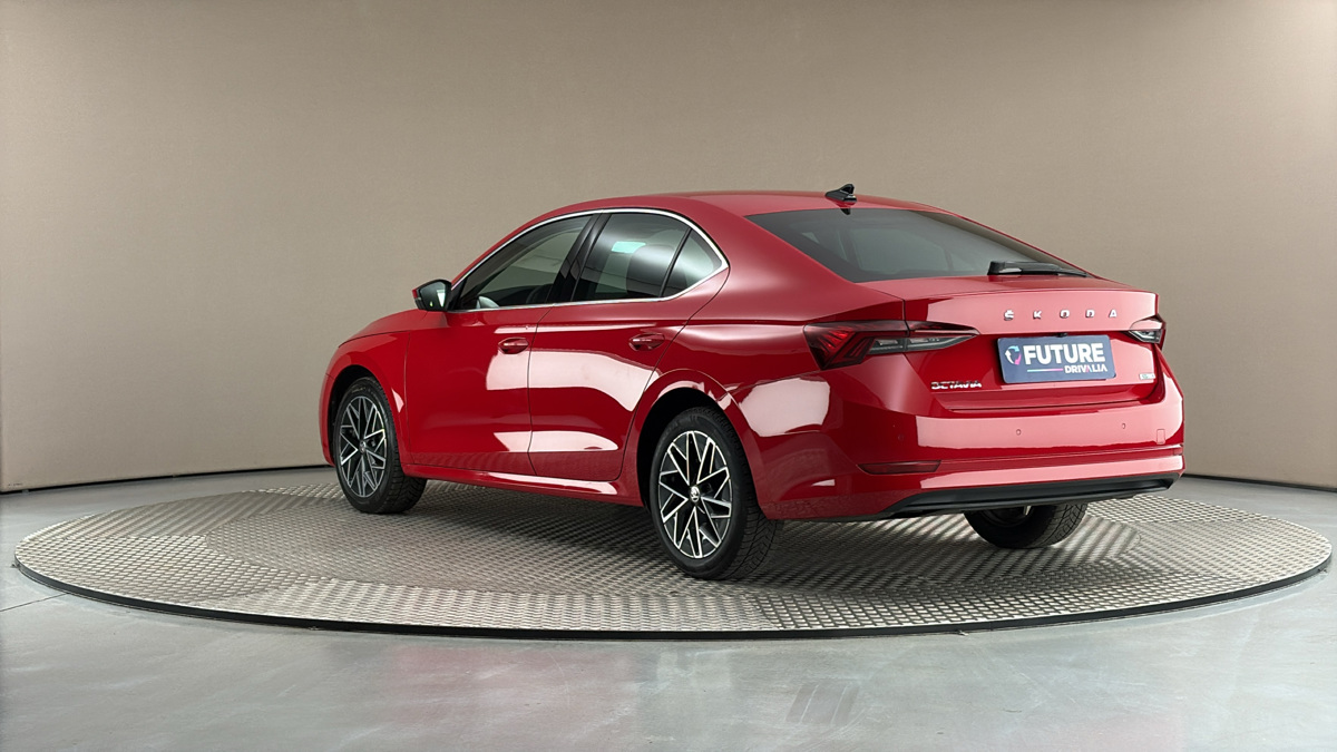 Škoda Octavia - 2