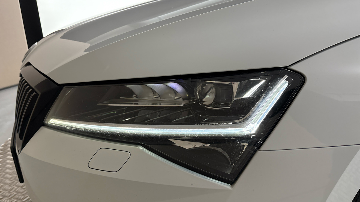 Škoda Superb - 18