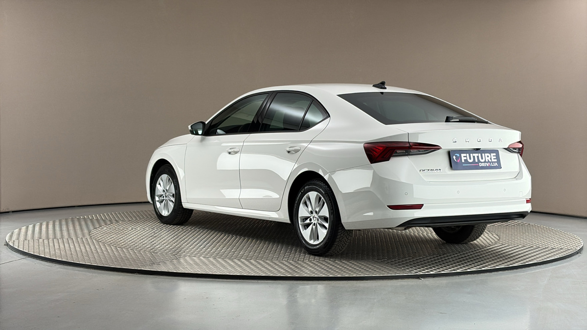 Škoda Octavia - 2