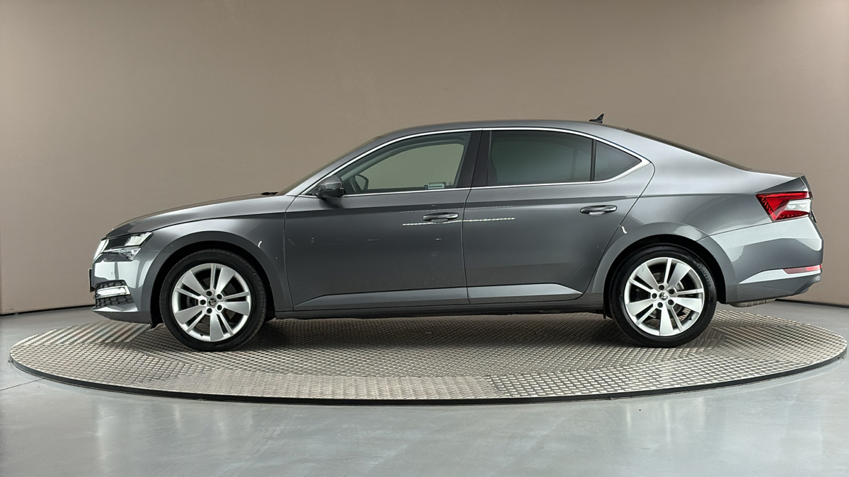 Škoda Superb - 4