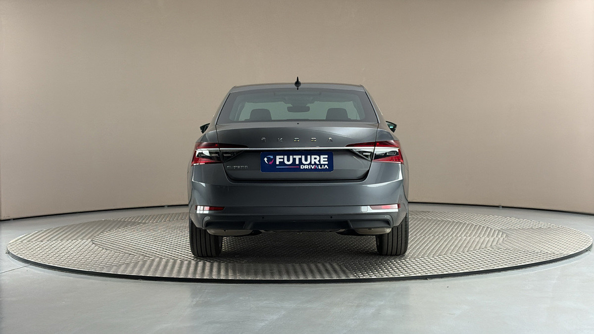 Škoda Superb - 5