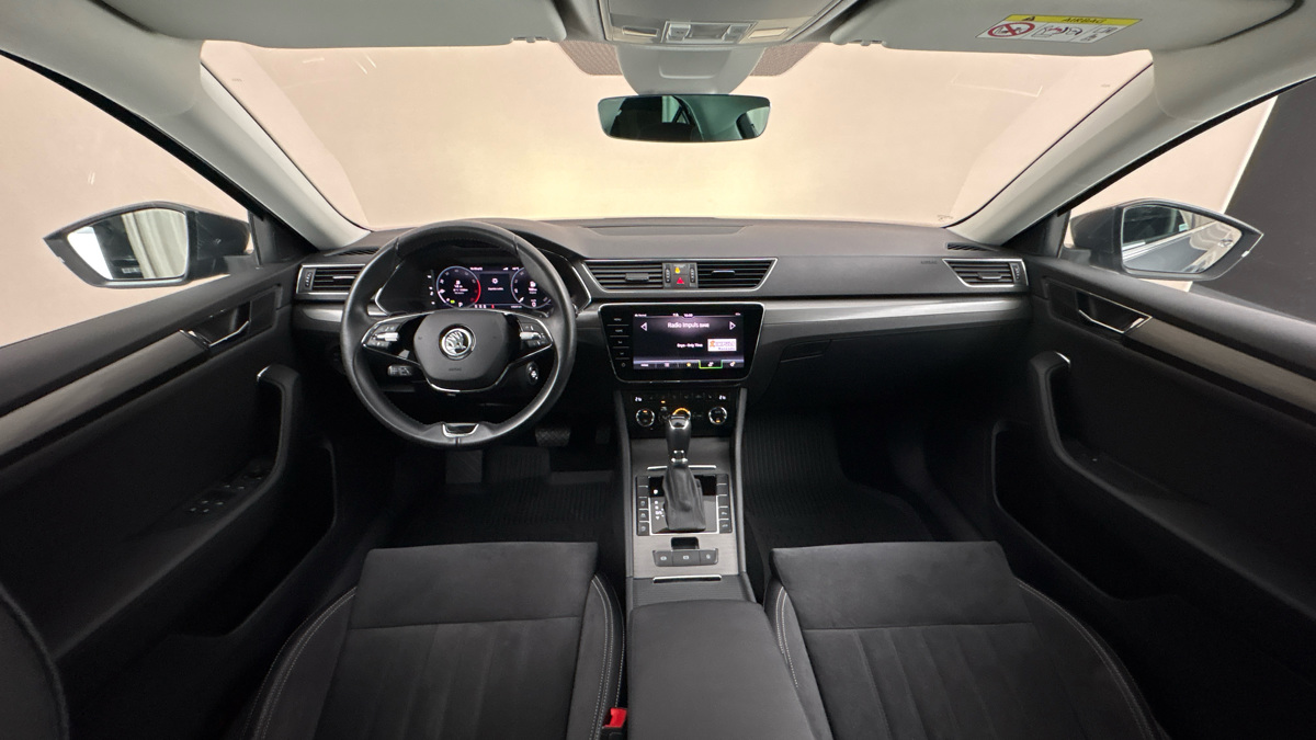 Škoda Superb - 8