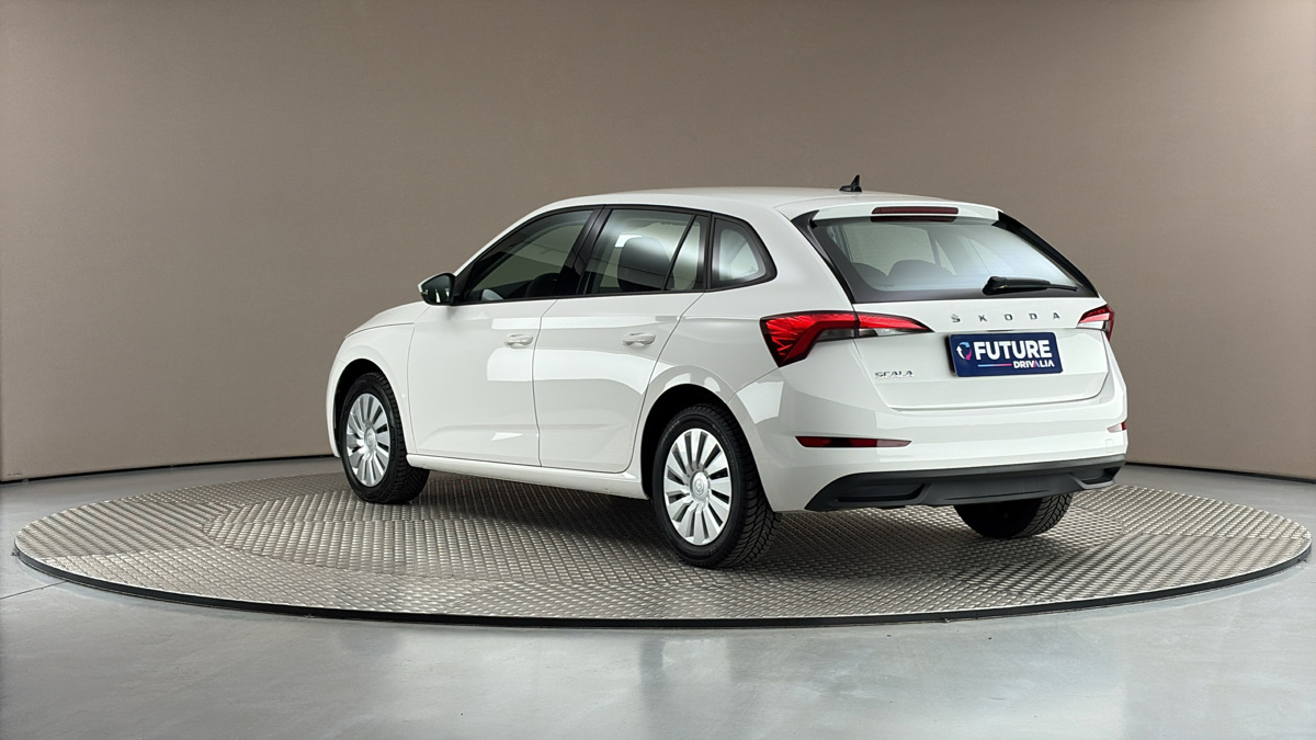 Škoda Scala - 2