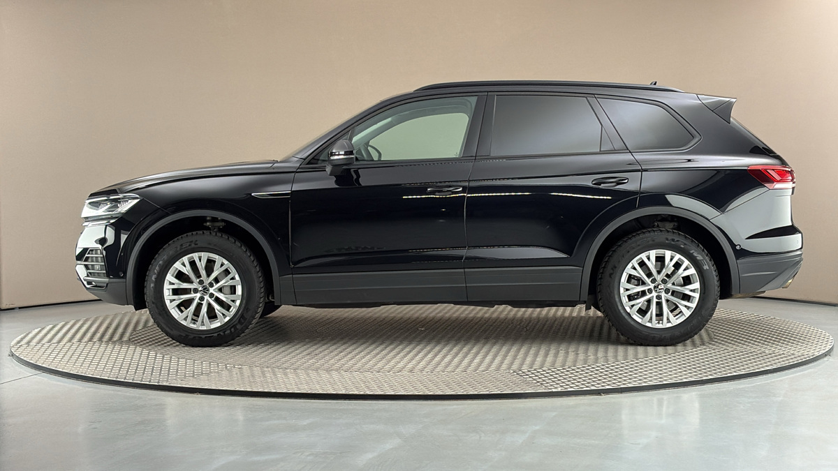 Volkswagen Touareg - 4