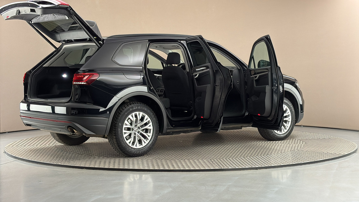 Volkswagen Touareg - 6