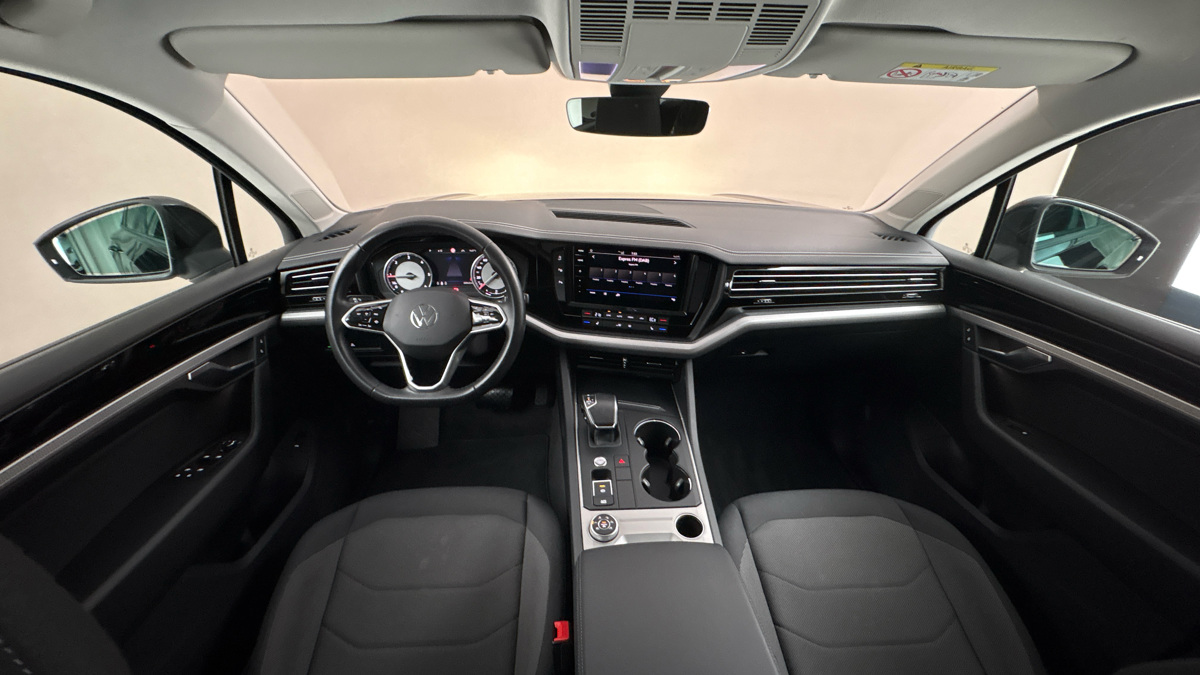 Volkswagen Touareg - 8