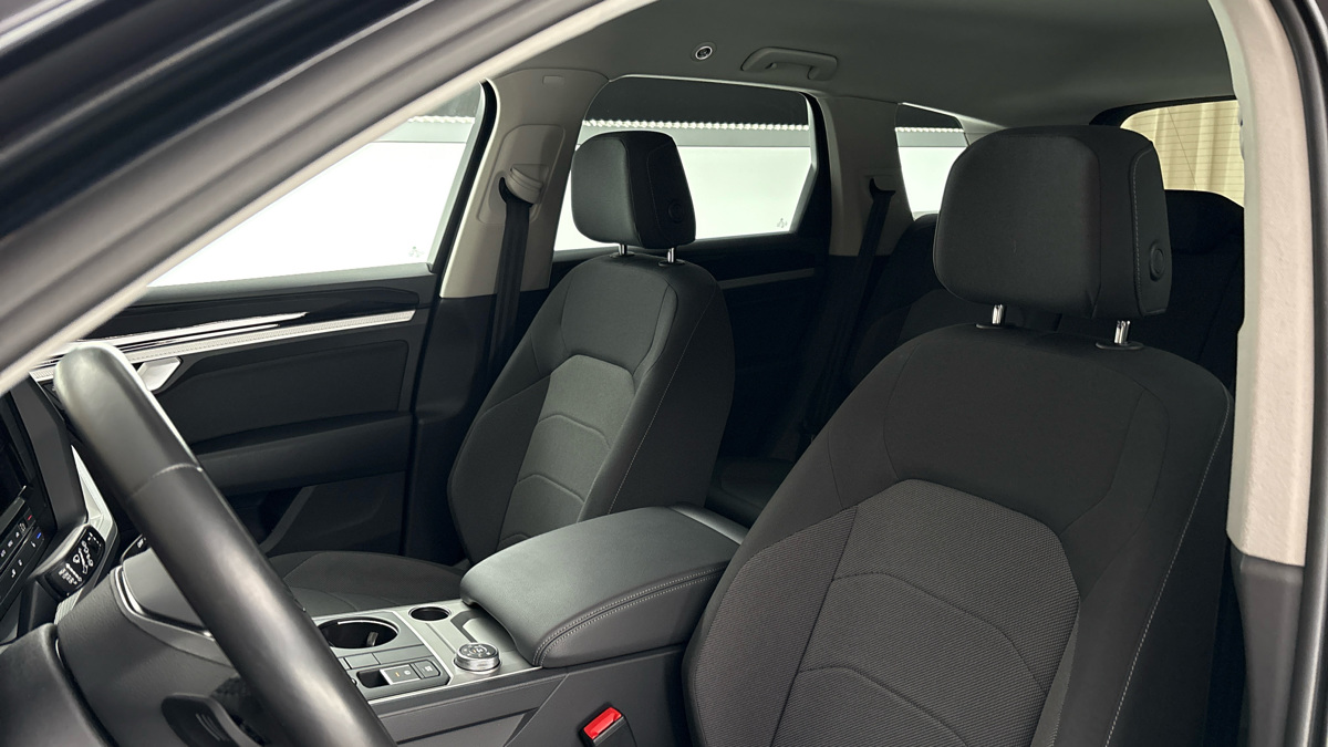 Volkswagen Touareg - 15