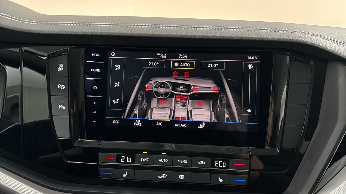 Volkswagen Touareg - 26