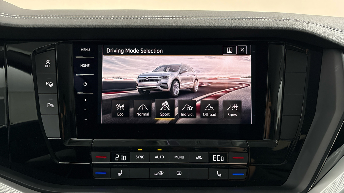 Volkswagen Touareg - 28