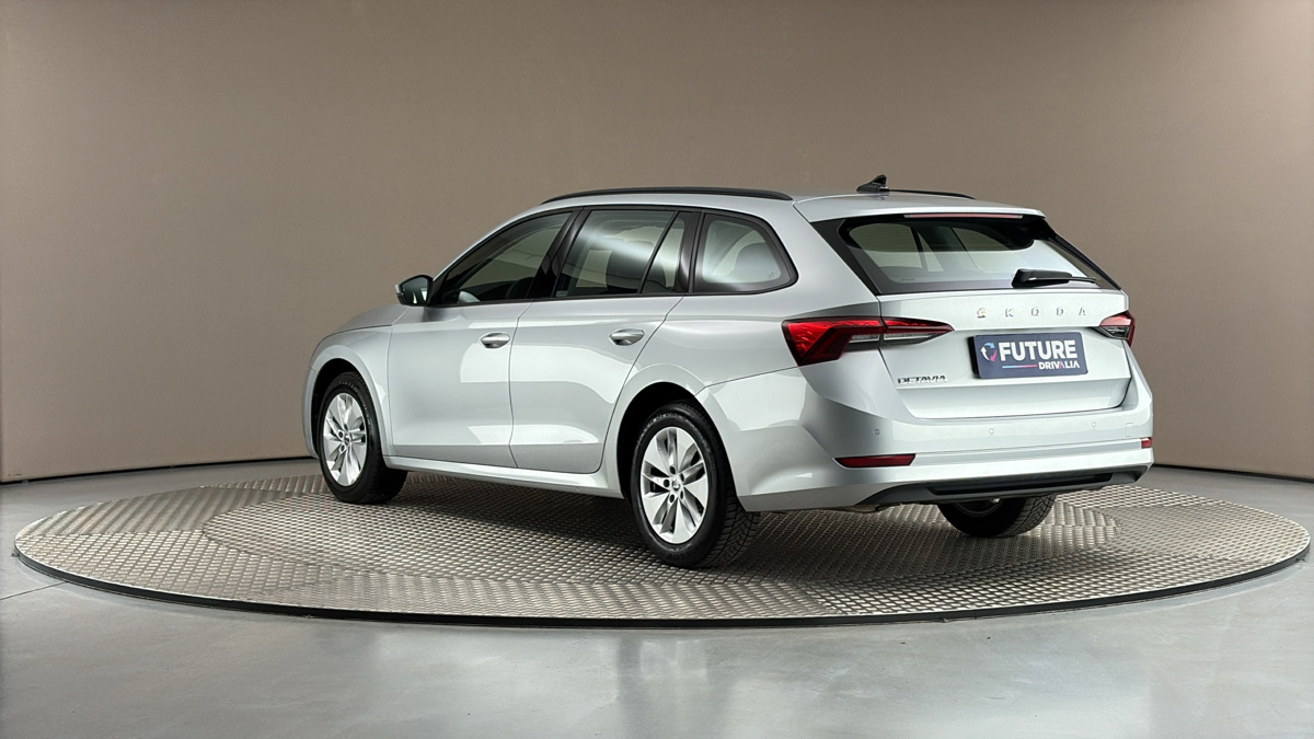 Škoda Octavia - 2