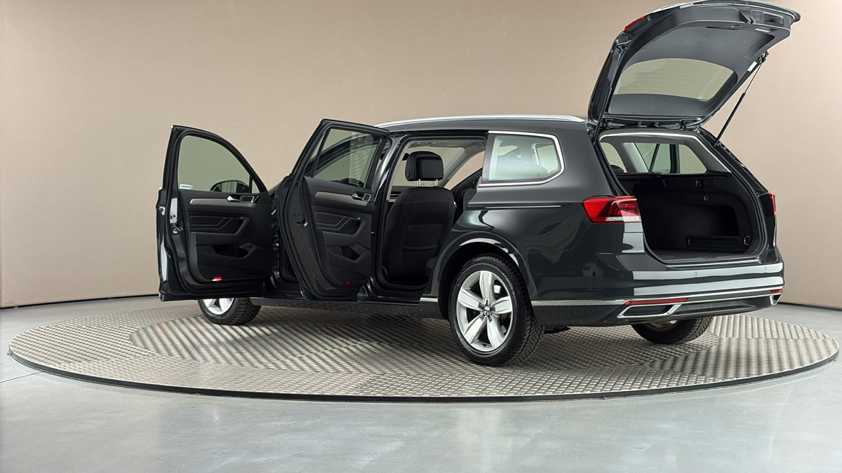 Volkswagen Passat - 7