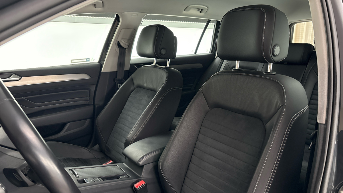 Volkswagen Passat - 15