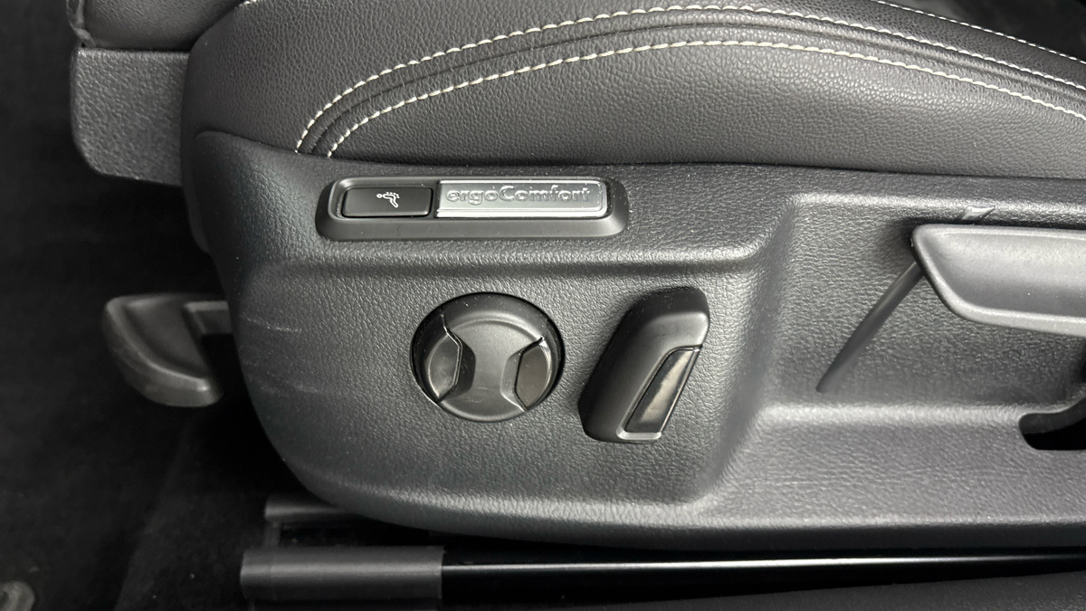 Volkswagen Passat - 21