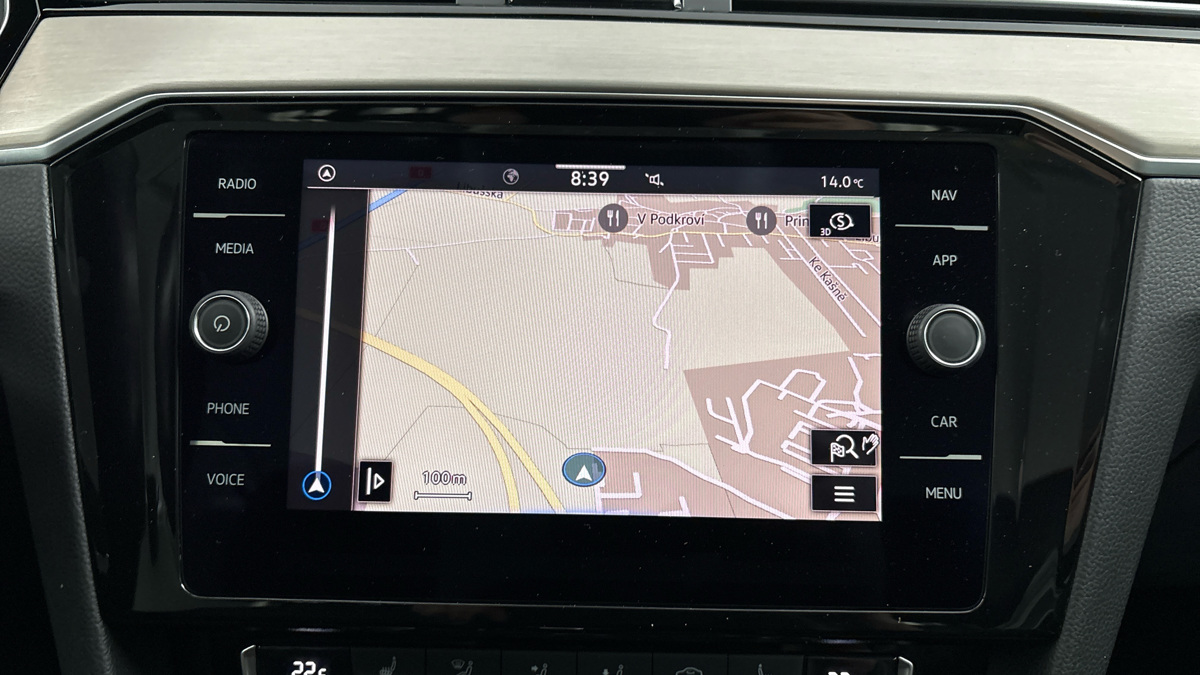 Volkswagen Passat - 28