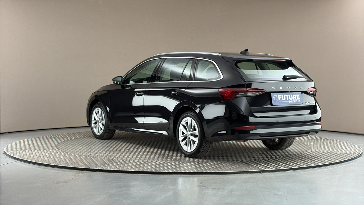 Škoda Octavia - 2