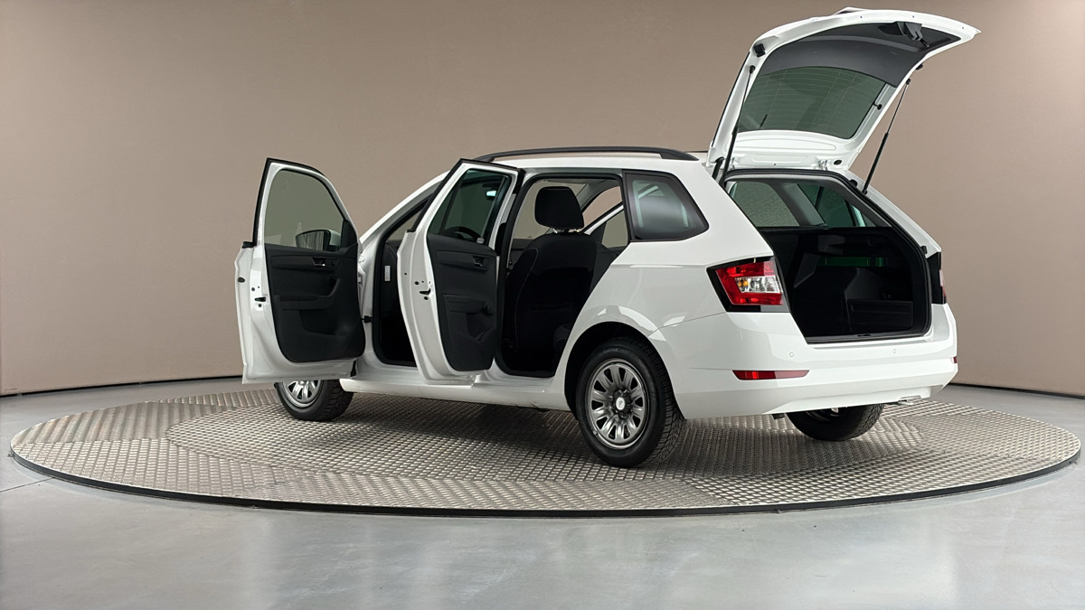 Škoda Fabia - 7