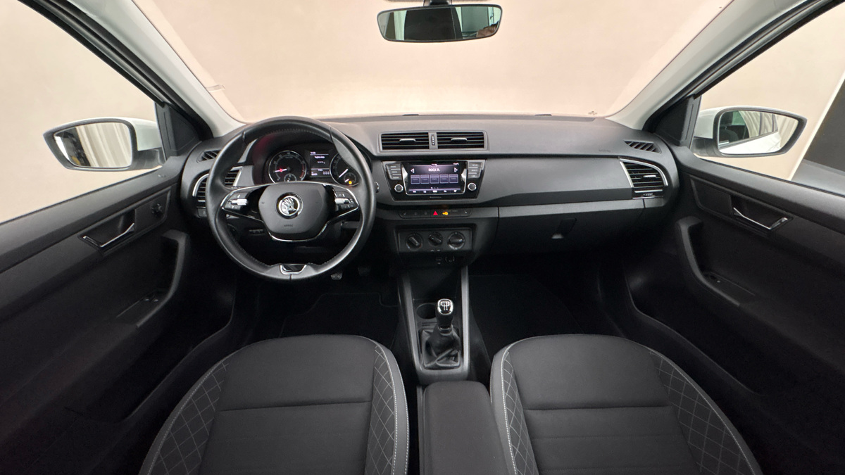 Škoda Fabia - 8