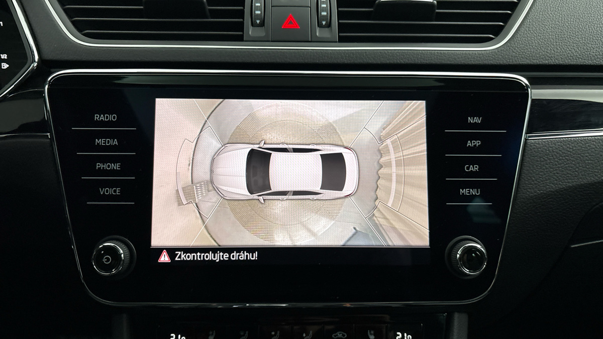 Škoda Superb - 12