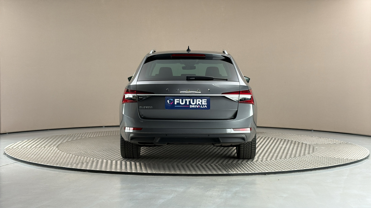 Škoda Superb - 5