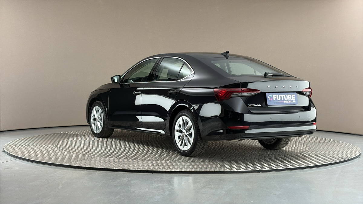 Škoda Octavia - 2