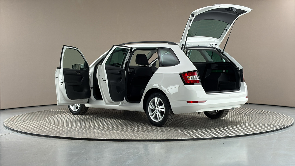 Škoda Fabia - 7