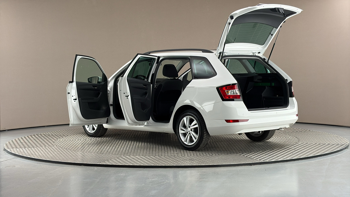 Škoda Fabia - 7