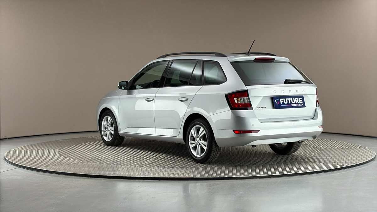 Škoda Fabia - 2
