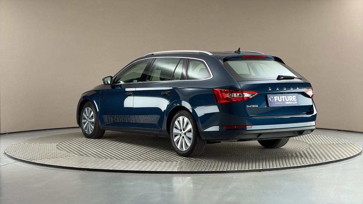 Škoda Superb - 2