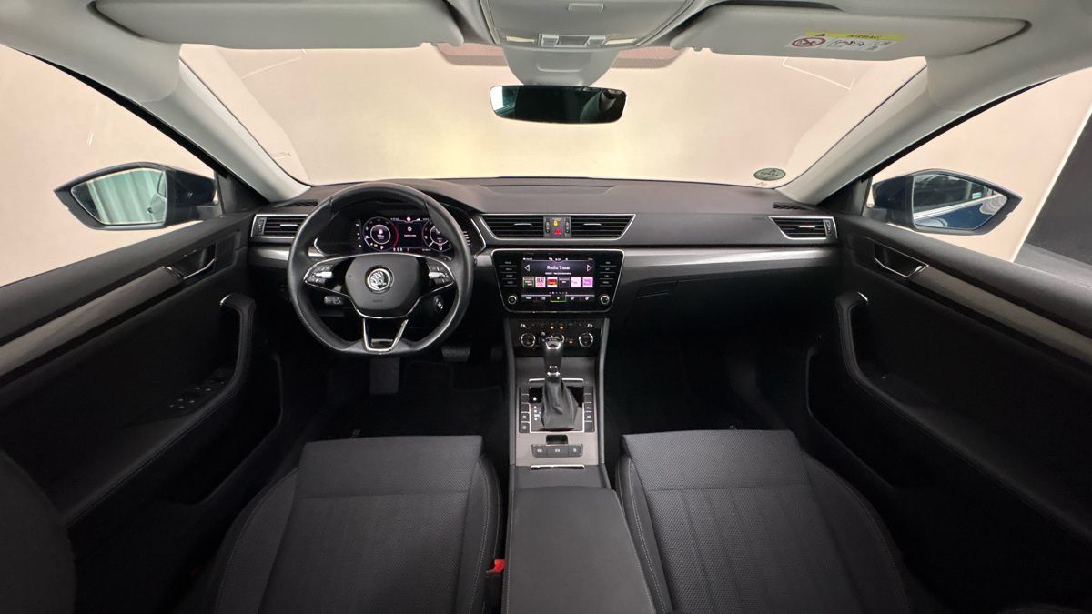 Škoda Superb - 8